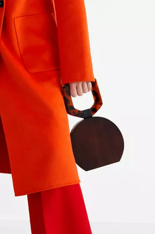 3a. Geantă din piele ecologică, Zara, 149,90 lei