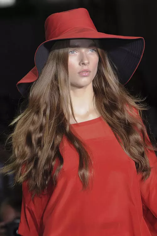 DKNY