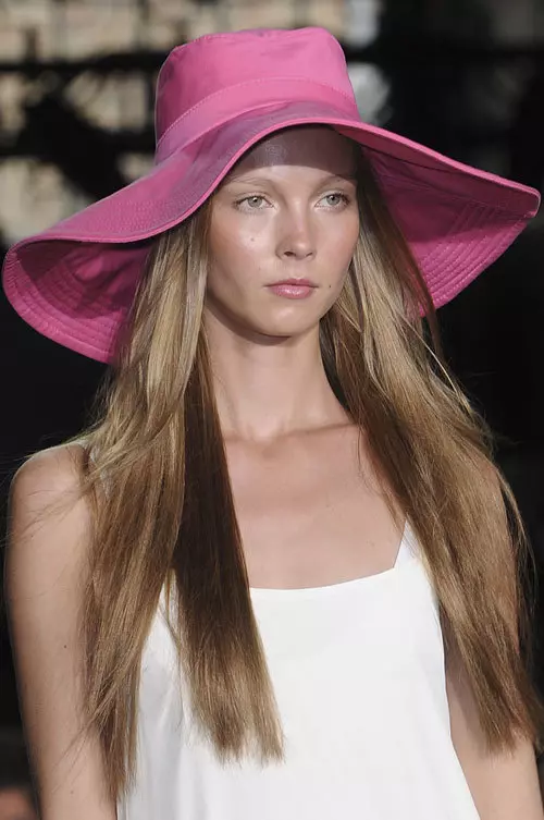 DKNY