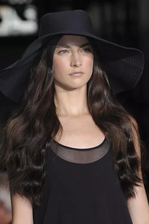 DKNY