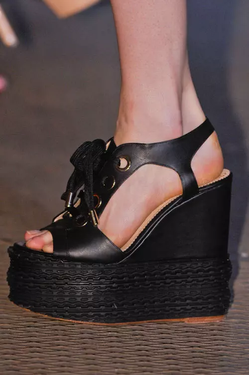 Moschino Cheap and Chic
