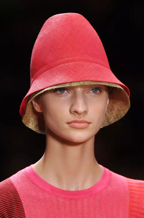 Akris accesorii (12)