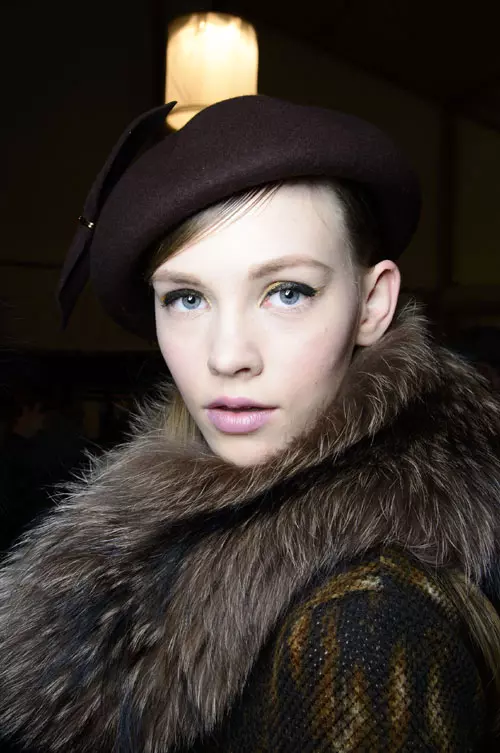 Badgley Mischka toamna iarna 2014-2015 backstage (28)