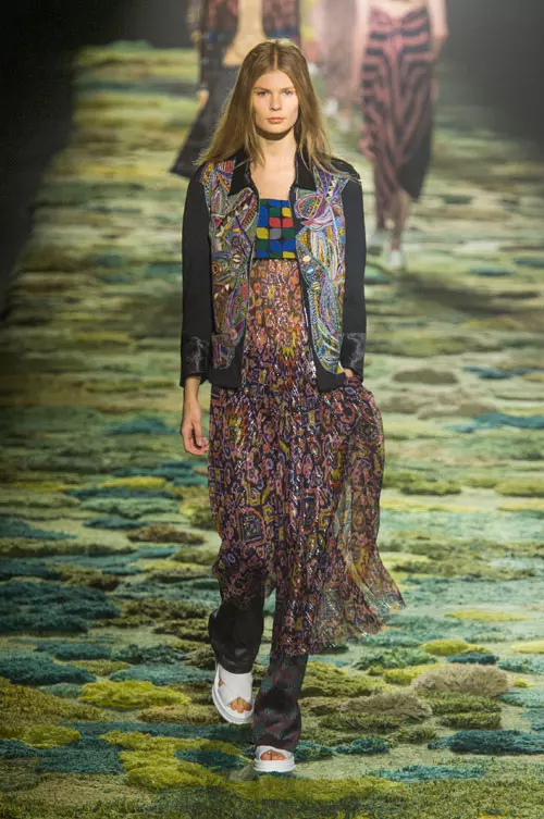 Dries van Noten primavara vara 2015 (20)