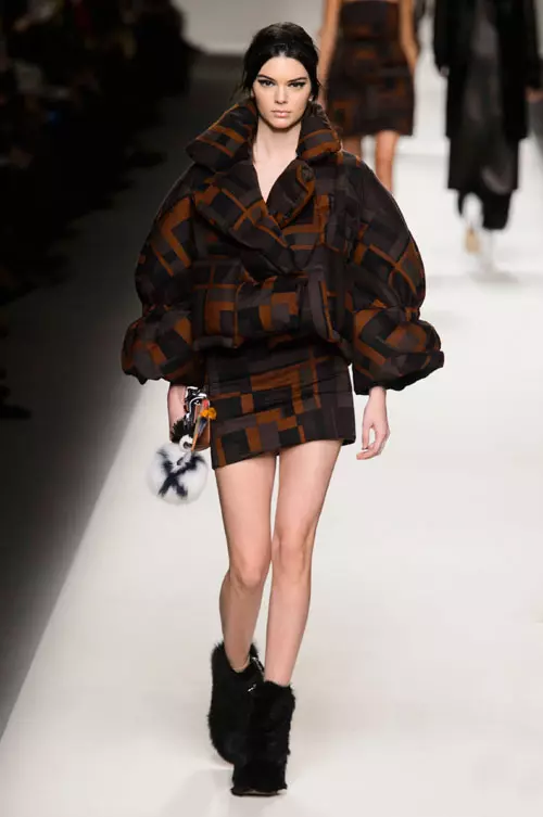 Fendi toamna iarna 2015-2016 (39)