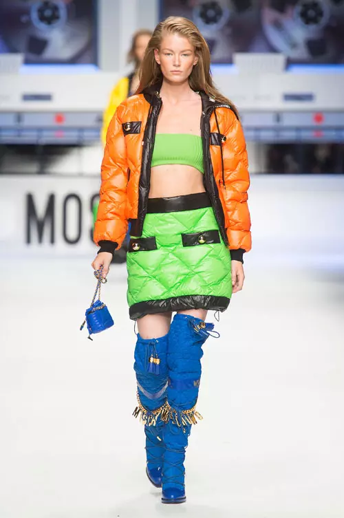 Moschino toamna iarna 2015-2016 (1)