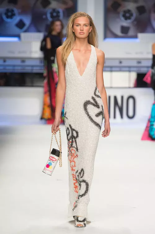 Moschino toamna iarna 2015-2016 (53)