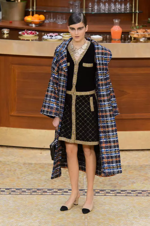 Chanel toamna iarna 2015-2016 (69)