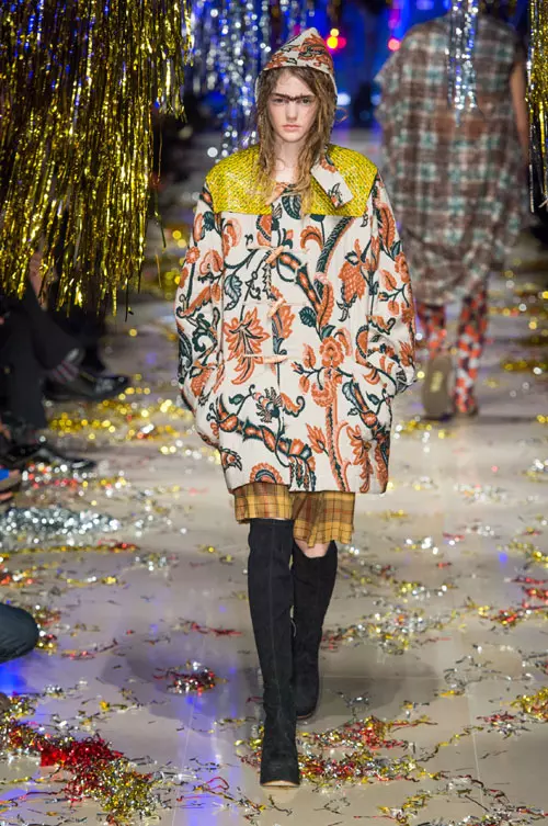 Vivienne Westwood toamna iarna 2015-2016 (19)