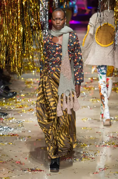 Vivienne Westwood toamna iarna 2015-2016 (30)