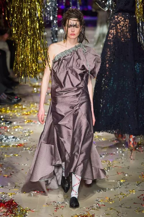 Vivienne Westwood toamna iarna 2015-2016 (45)