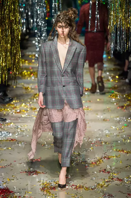 Vivienne Westwood toamna iarna 2015-2016 (5)