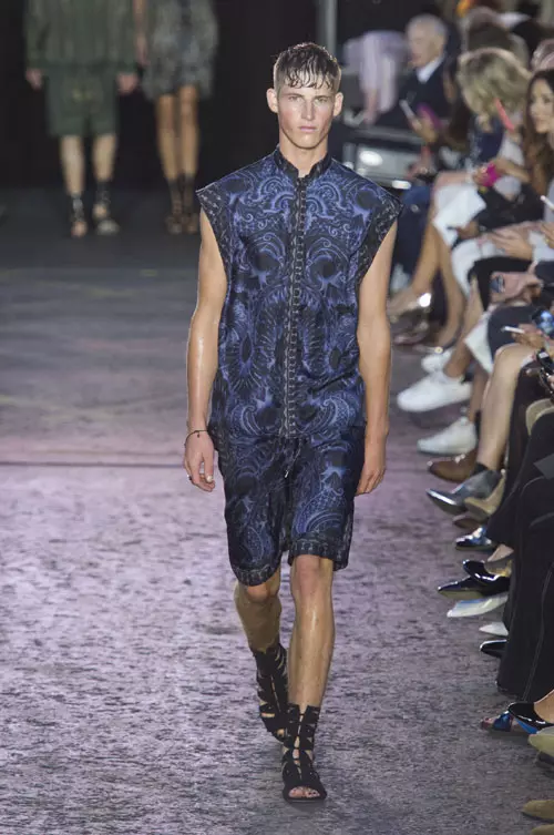 Julien Macdonald colectia primavara vara 2016 (23)