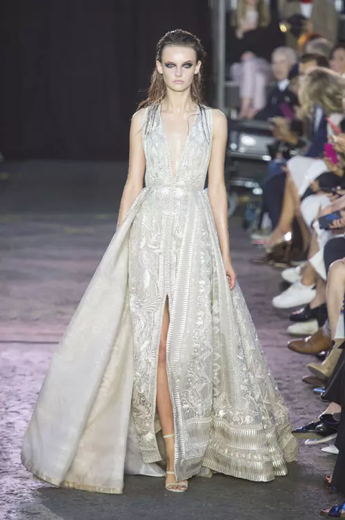 Julien Macdonald colectia primavara vara 2016 (49)