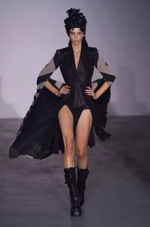 Gareth Pugh colectia primavara-vara 2017 (24)