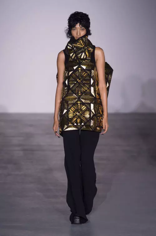 Gareth Pugh colectia primavara-vara 2017 (5)