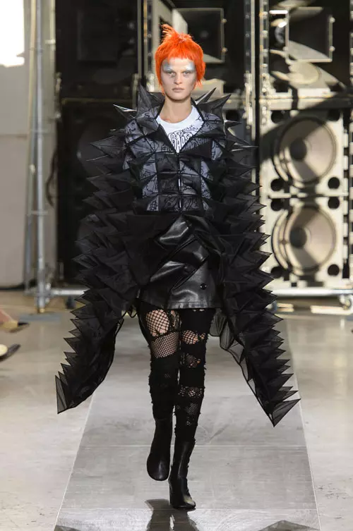 Junya Watanabe colectia primavara – vara 2017 (1)