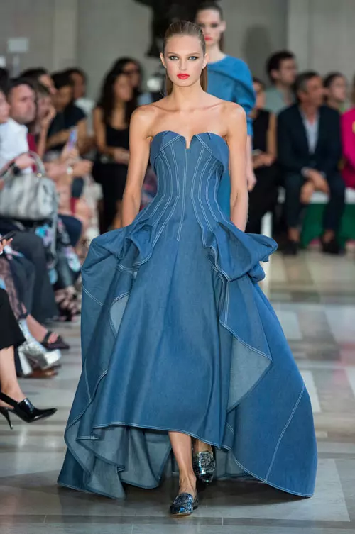 Carolina Herrera colectia primavara-vara 2017 (1)