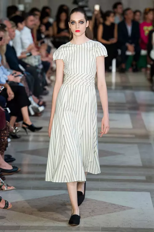 Carolina Herrera colectia primavara-vara 2017 (10)