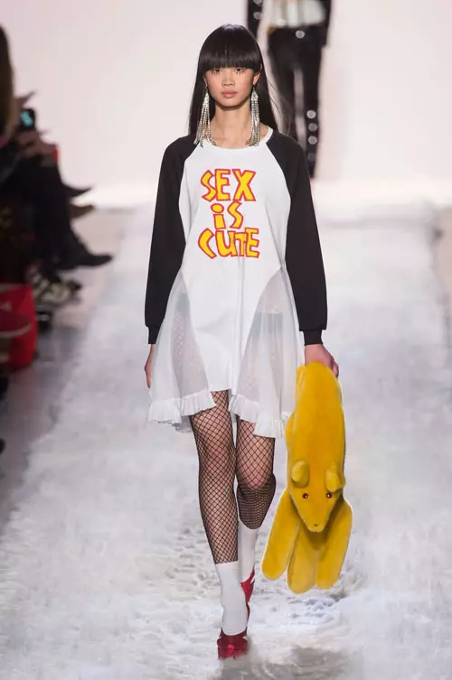 Jeremy Scott colectia toamna-iarna 2017-2018 (43)
