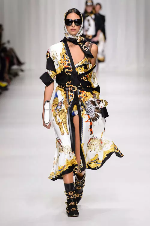 Cu o eșarfă se face primăvară (3)