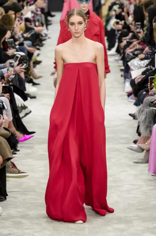 Demi couture - Valentino F18 102