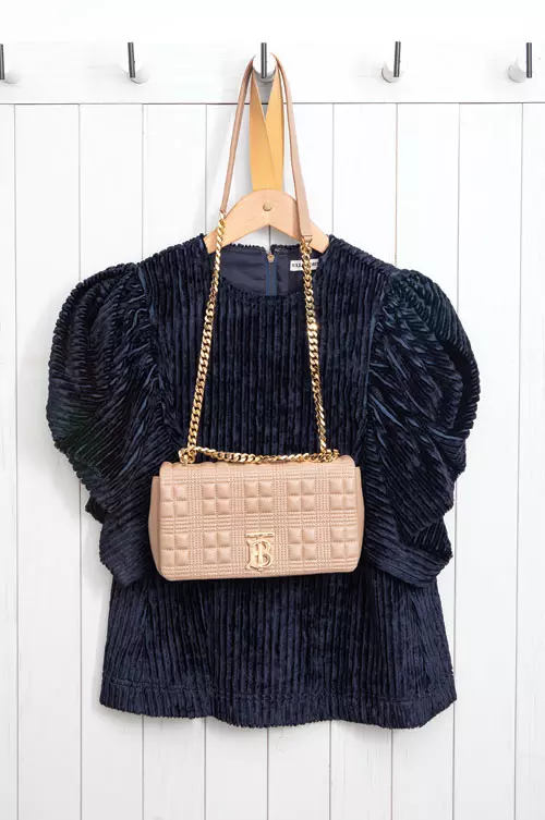 Operațiunea Dulapul cu Sophia Roe