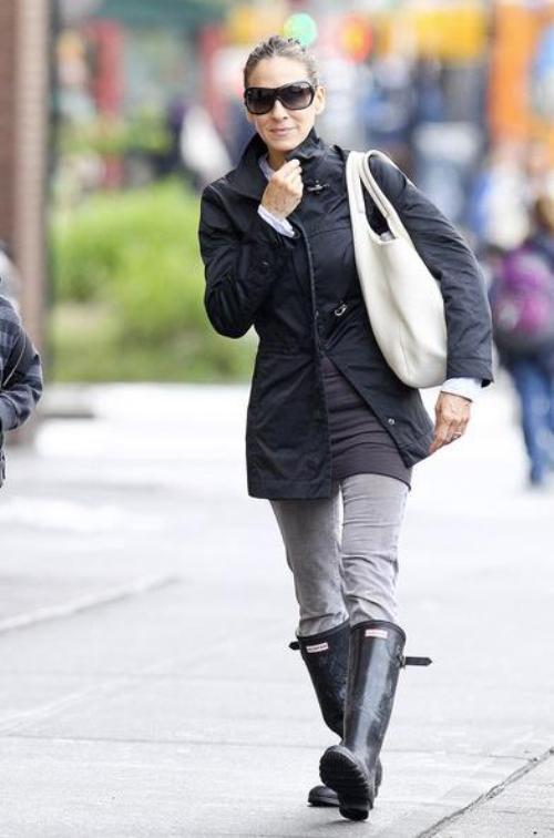 cizme-cauciuc-sarah-jessica-parker.JPG