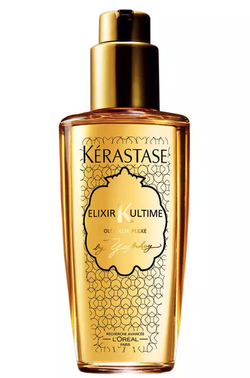 Kerastase, Elixir Ultime, un tratament ce are la baza un mix de uleiuri naturale care hidrateaza intens parul, 144 lei.