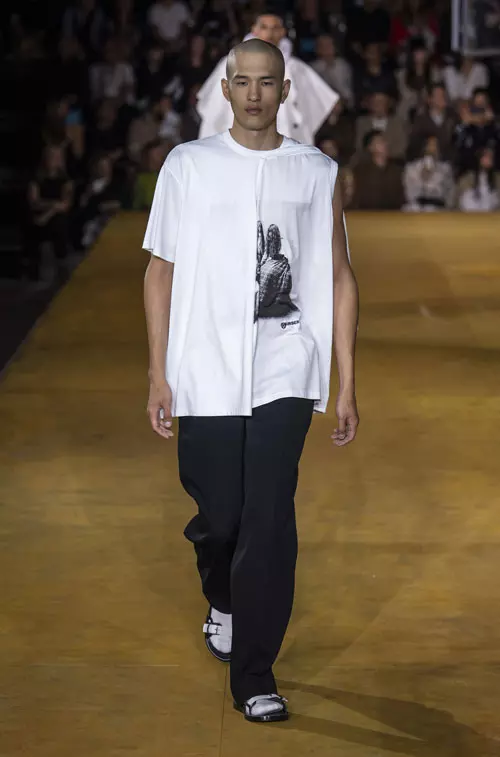 Burberry colecția primăvară-vară 2020 (69)