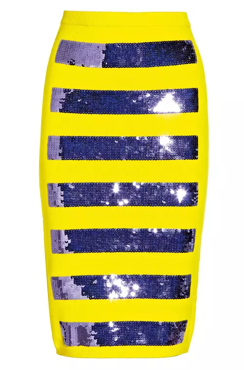 Fusta din jerse, cu aplicatii de paiete, Marc Jacobs, 700 euro, www.luisaviaroma.com