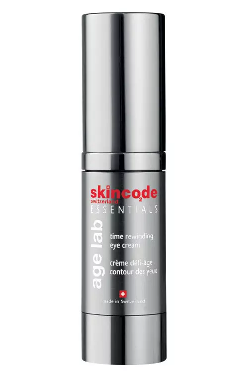 Skincode, Age Lab, crema contur pentru ochi care indeparteaza liniile fine si ridurile, exclusiv in farmaciile Help Net, 98,65 lei.