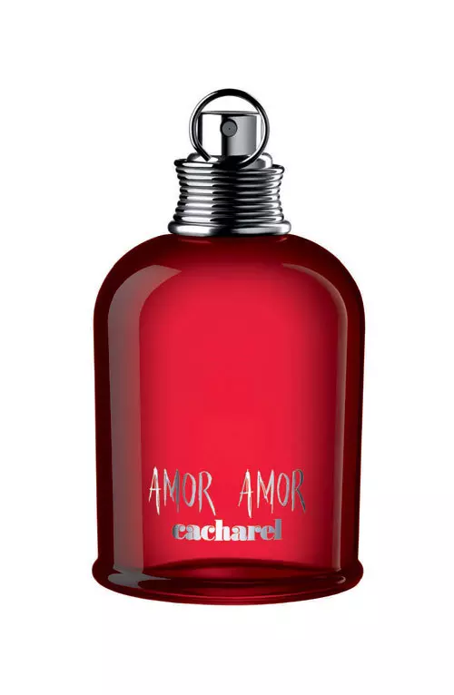 Parfumul Amor Amor de la Cacharel are acorduri impulsive si seducatoare de crin, mosc alb, vanilie, ambra cenusie, iasomie de Sambac, grepfruit roz si mandarine; EDT, 50 ml, 237 lei.