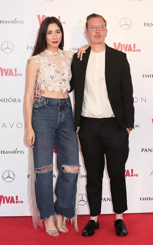 f09d47c3297144fedae8e47a2d98ffb1