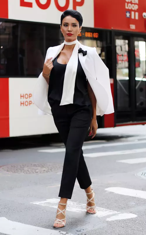 adelina pestritu poze