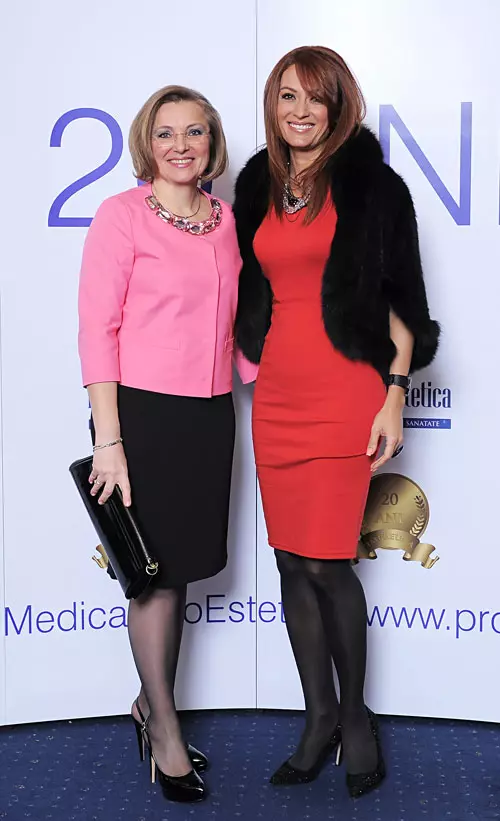 Dr. Dana Jianu si Anca Turcasiu