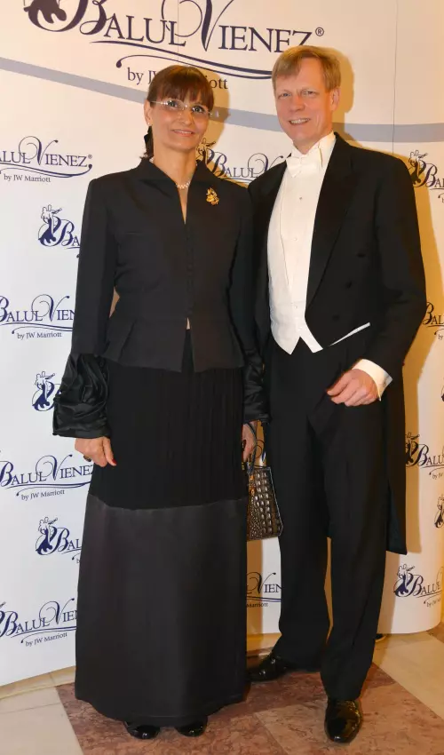 Valeria Racila si Steven van Groningen (Raiffeisen)