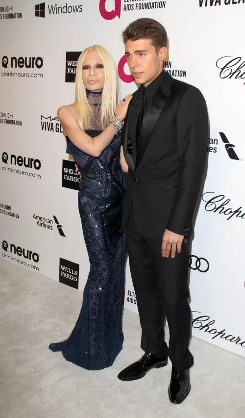 Donatella Versace si Nolan Gerard