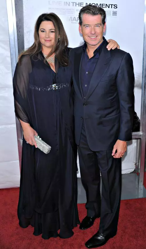 Pierce Brosnan si Keely Shaye Smith