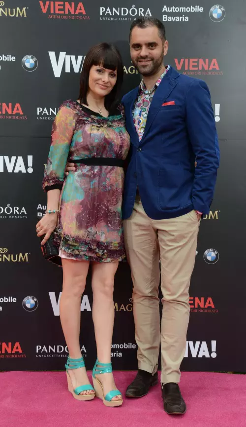 Lucian Adochitei (Pandora) si sotia sa, Elena