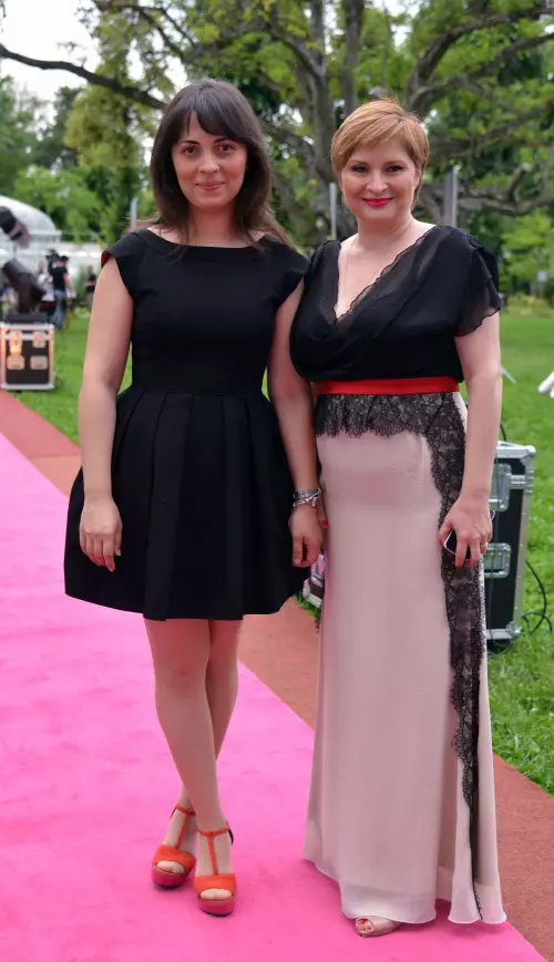 Roxana Constantinescu si Cristina Stanciulescu (Ringier)