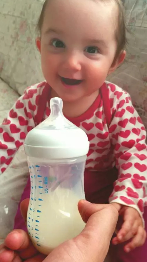 Ava, fetita lui Florin Dumitrescu 