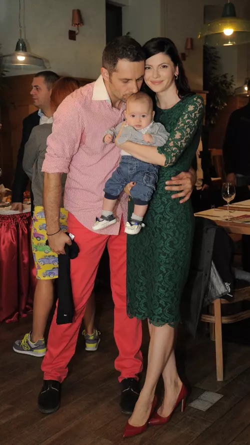 Stefan, Anca si fiica lor, Natalia