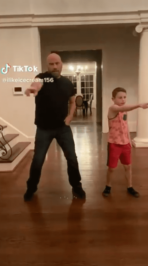 Imagini-din-locuinta-de-lux-a-lui-John-Travolta-2