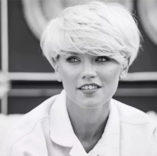 Loredana-Ciobotaru-Lori-Lo-2-501x500