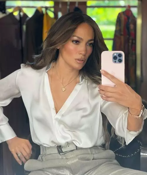jlo-3