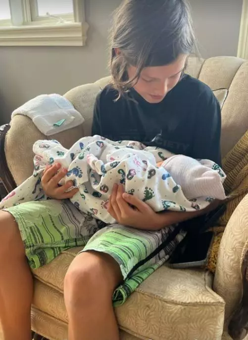 2022-10-14-21_19_02-stories--instagram