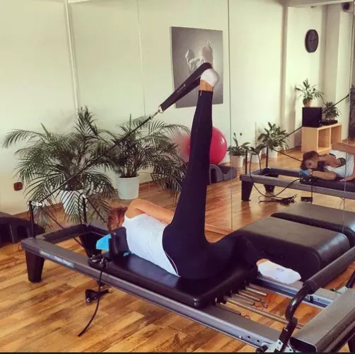 pilates-carmen-negoita.jpg