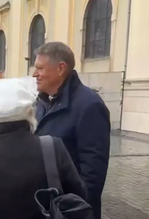 klaus iohannis in centrul sibiului