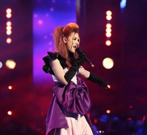 naomi-prie-superstar-1-1